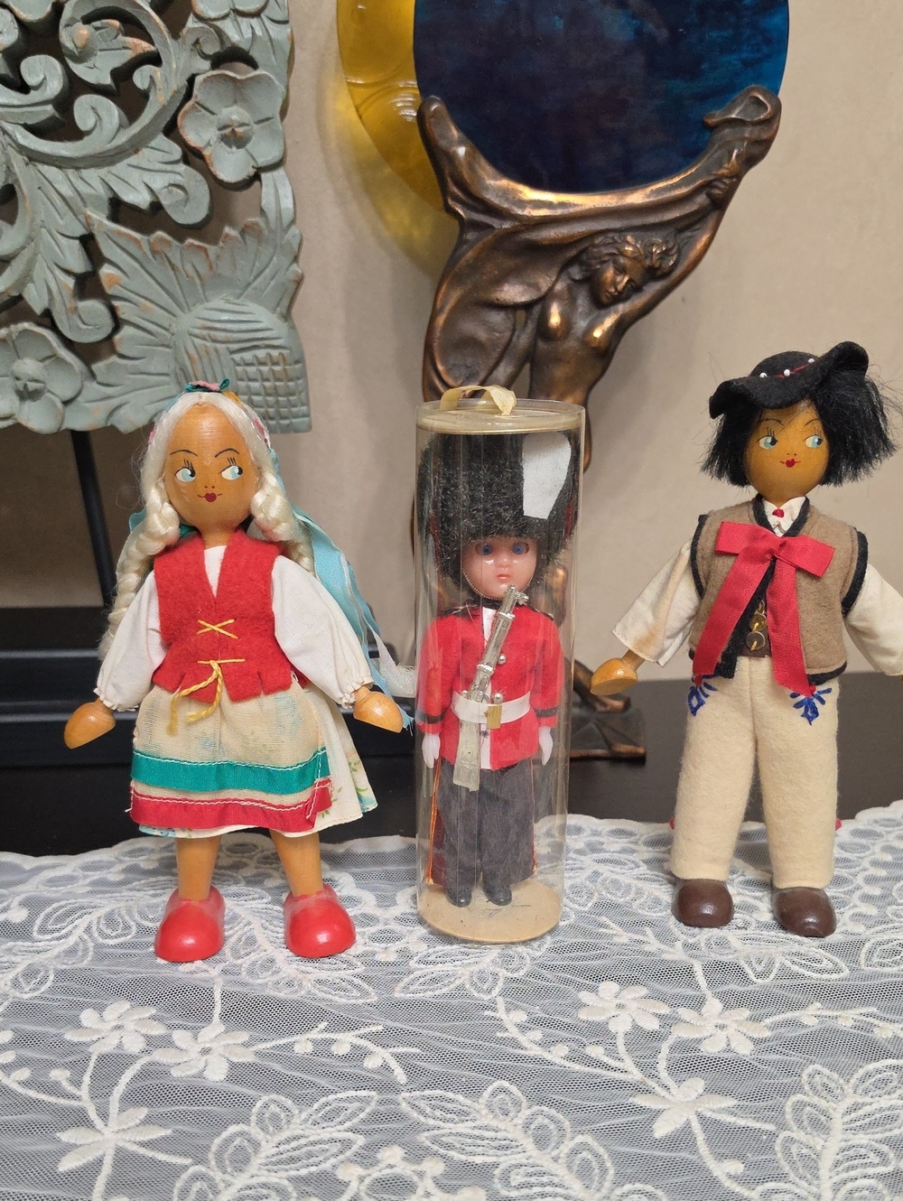 Vintage-Inspired Wooden Doll Set with Red & Cream Costumes Bundle